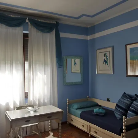 Bed & Breakfast La Rocchetta 3*