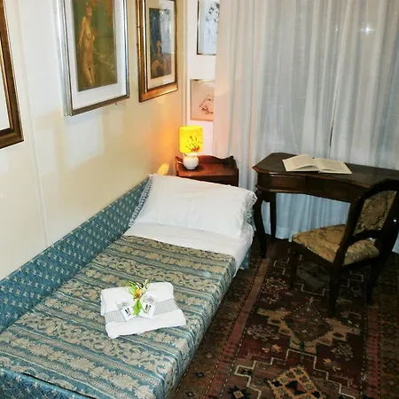 La Rocchetta 住宿加早餐酒店 特雷扎诺南纳维利奥